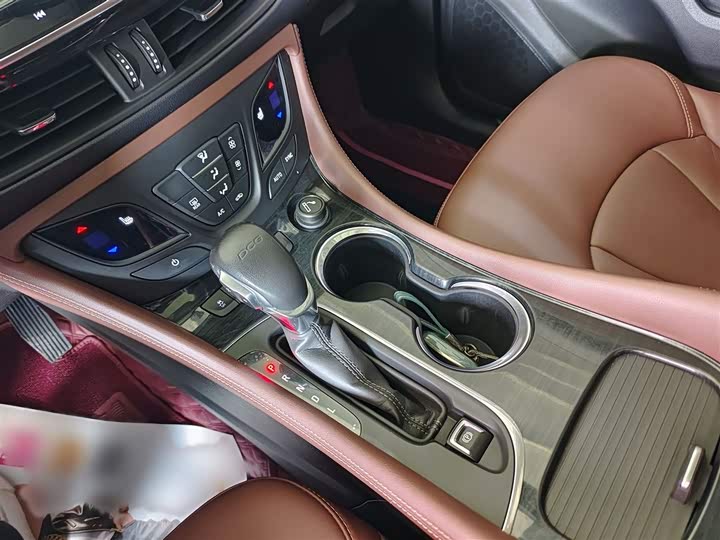 Фото 13 - Buick Envision Plus