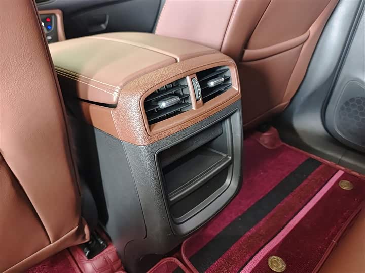 Фото 16 - Buick Envision Plus