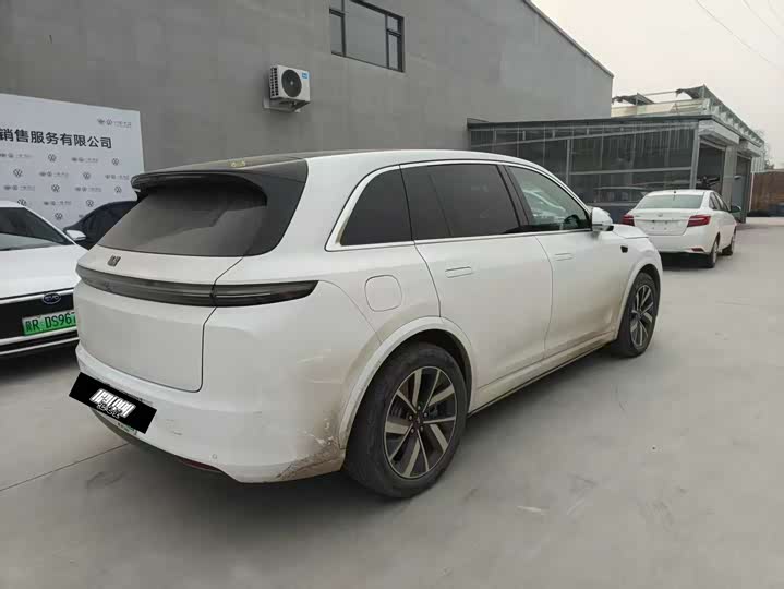 Фото 2 - LiXiang L7