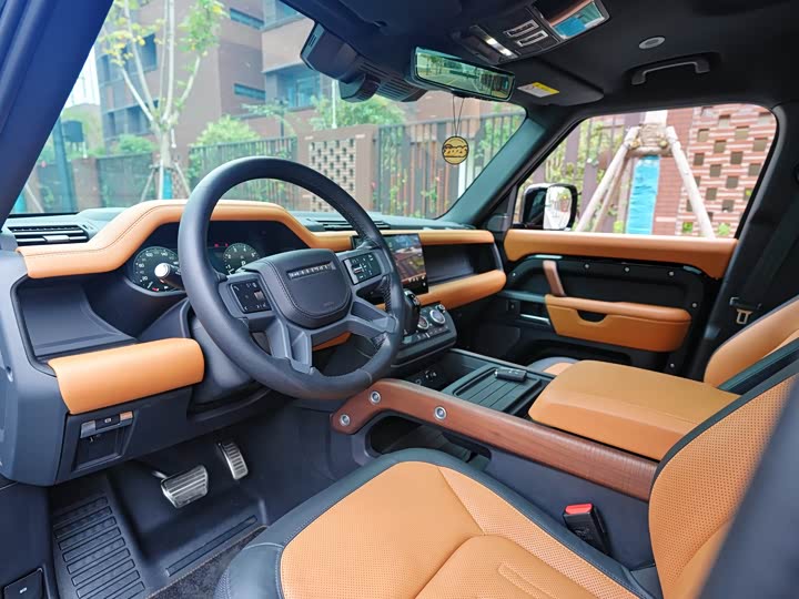 Фото 6 - Land Rover Defender