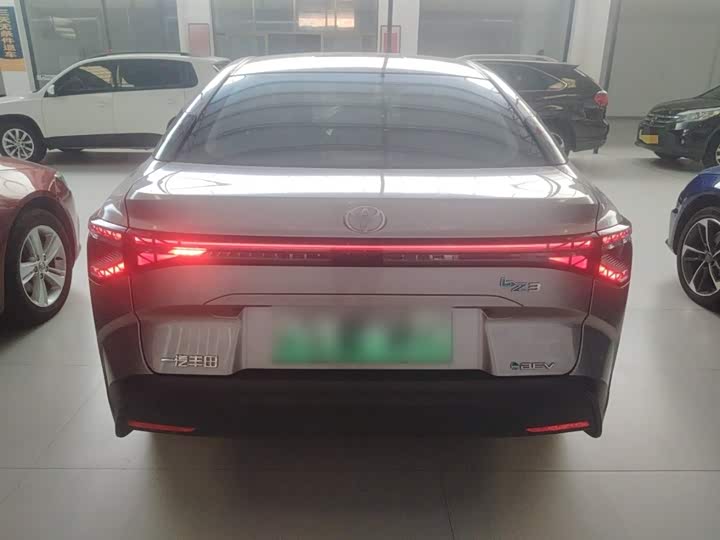 Фото 6 - Toyota bZ3