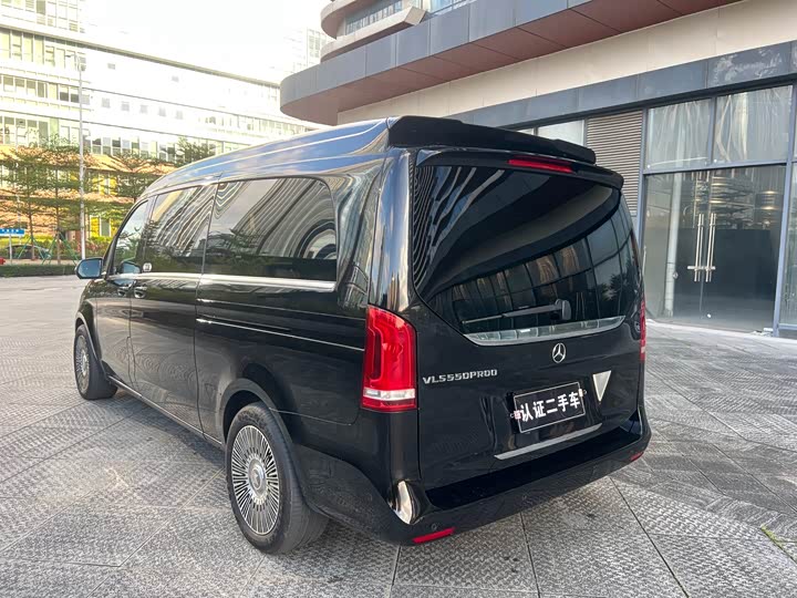 Фото 6 - Mercedes-Benz V-Class