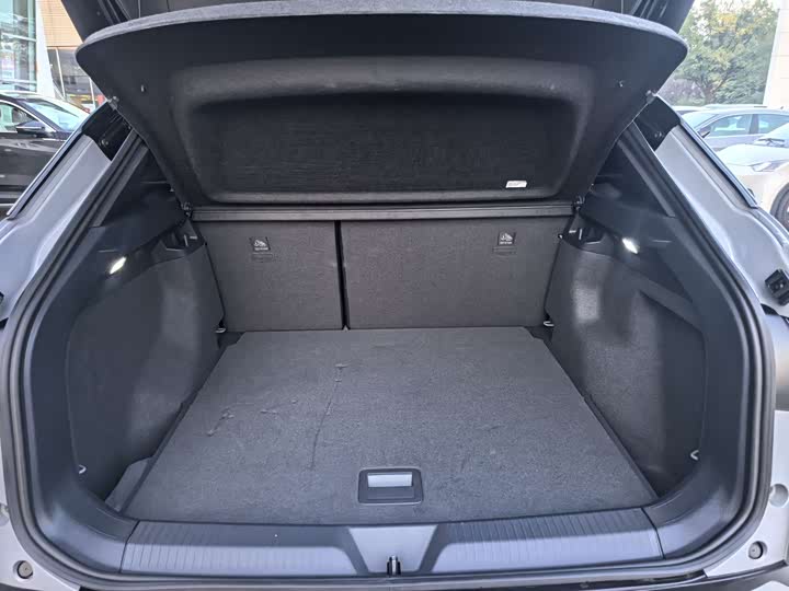 Фото 10 - Volkswagen ID.4 Crozz