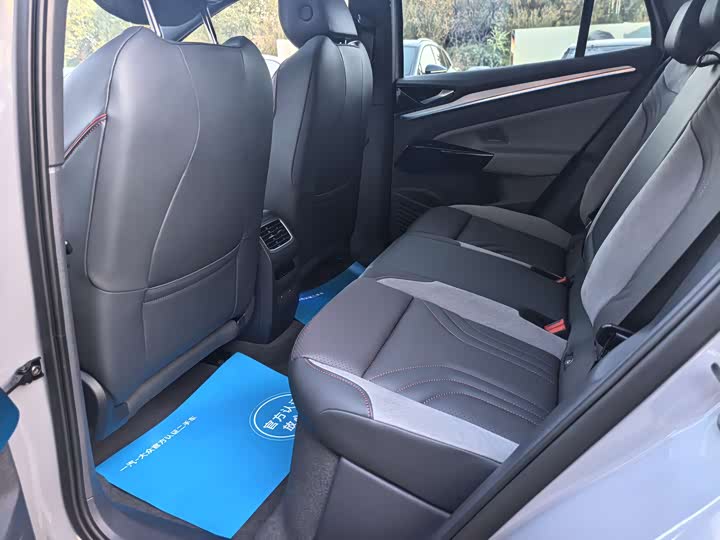 Фото 8 - Volkswagen ID.4 Crozz