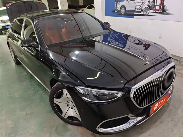 Фото 2 - Mercedes-Benz Maybach S-Class