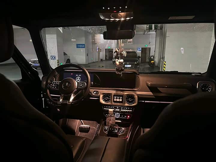 Фото 8 - Mercedes-Benz G-Class