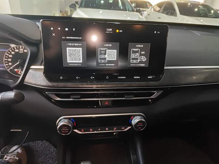 Фото 13 - Nissan Teana