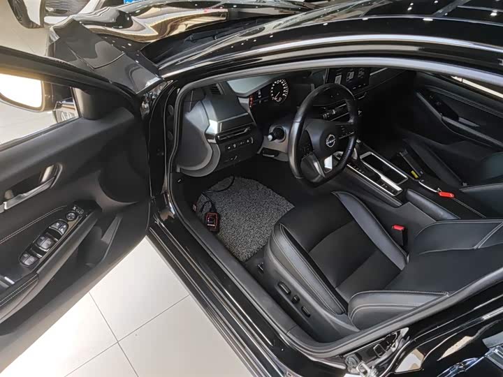 Фото 16 - Nissan Teana