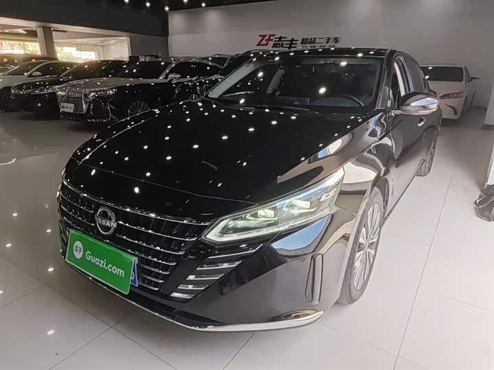 Фото 2 - Nissan Teana