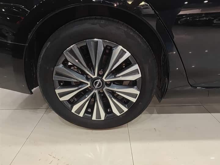 Фото 26 - Nissan Teana