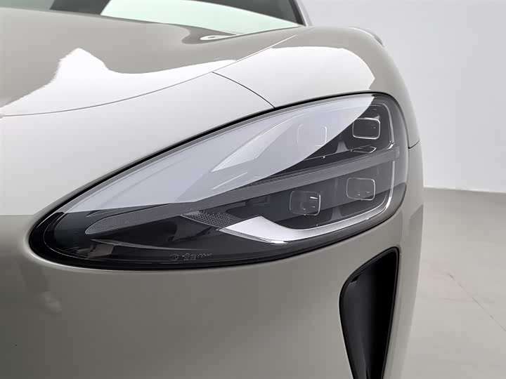 Фото 7 - Xiaomi SU7