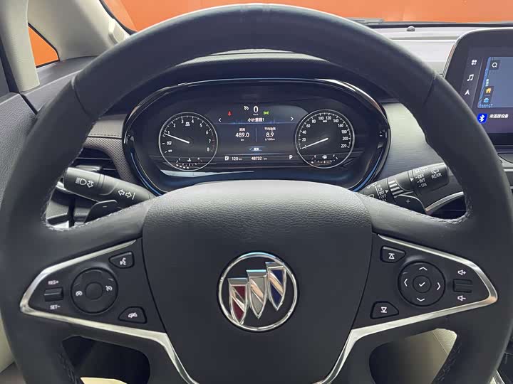 Фото 10 - Buick GL8 ES