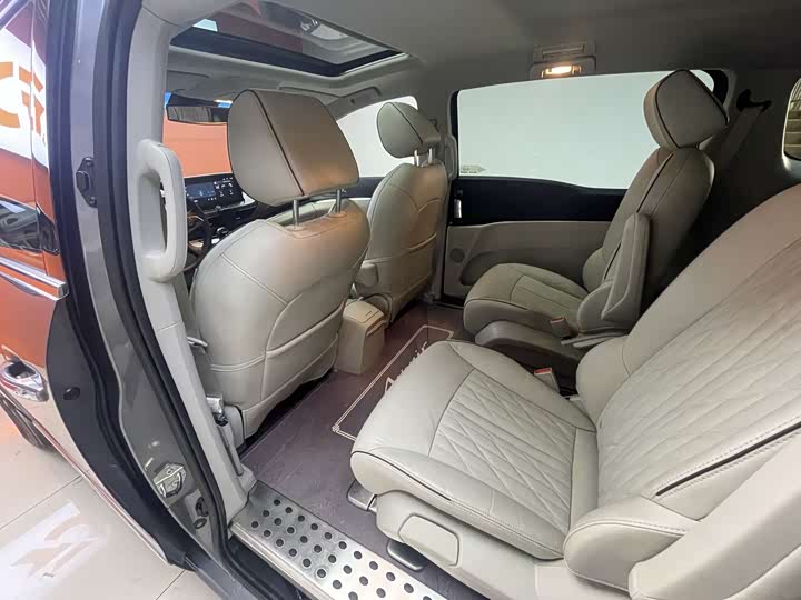 Фото 16 - Buick GL8 ES