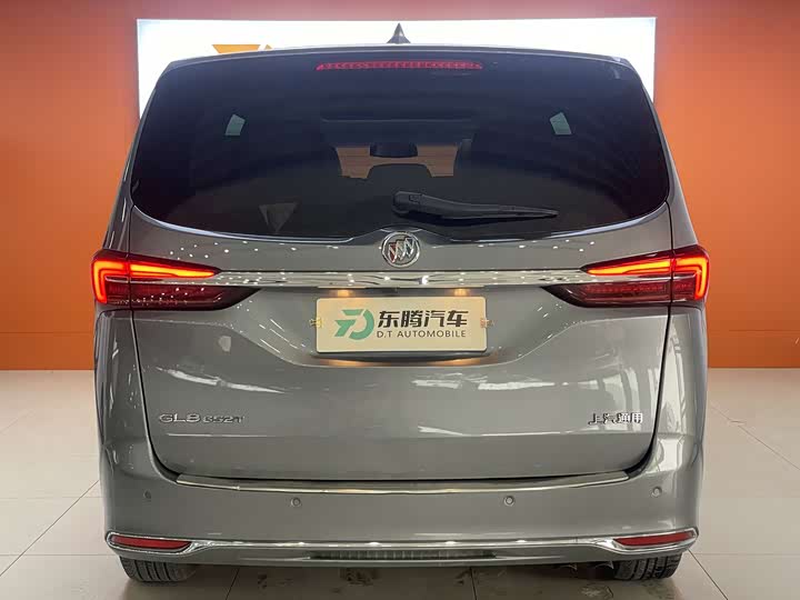 Фото 7 - Buick GL8 ES