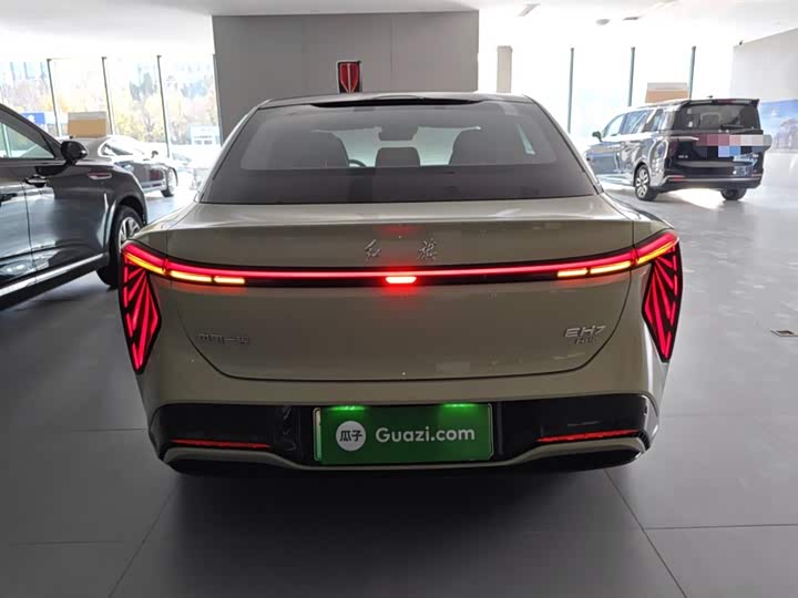 Фото 6 - Hongqi EH7