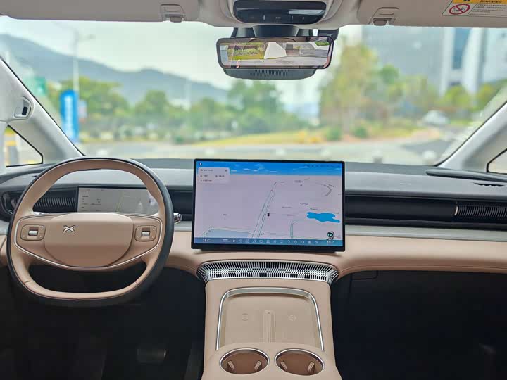 Фото 9 - XPeng X9