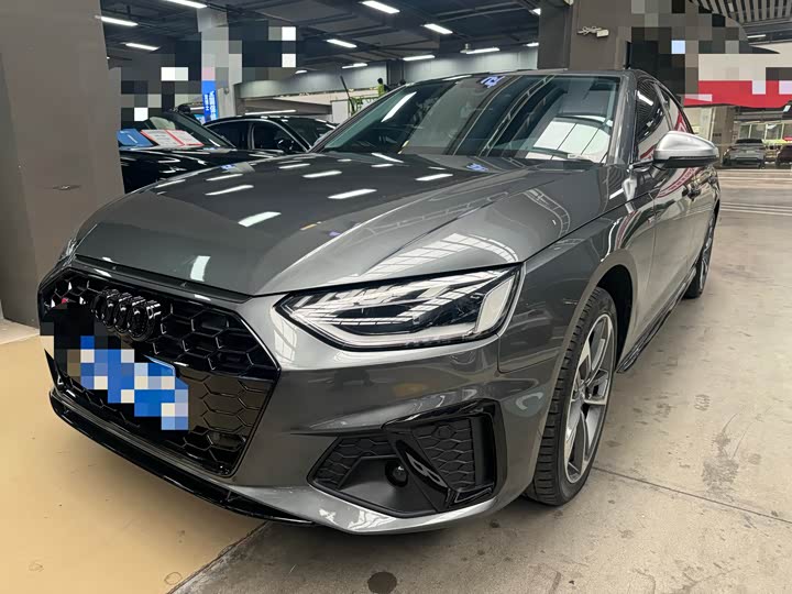 Фото 1 - Audi A4L