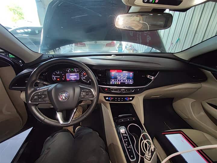 Фото 10 - Buick Regal