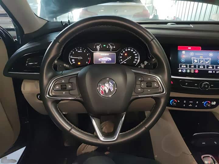 Фото 11 - Buick Regal