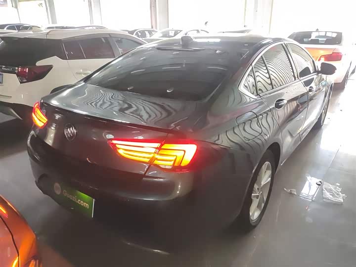 Фото 8 - Buick Regal