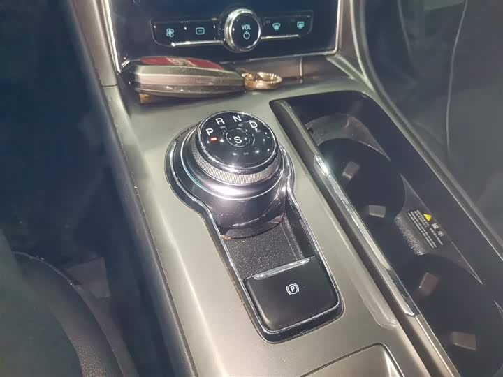 Фото 14 - Ford Mondeo