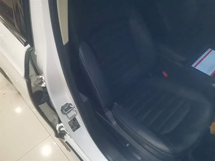 Фото 25 - Ford Mondeo