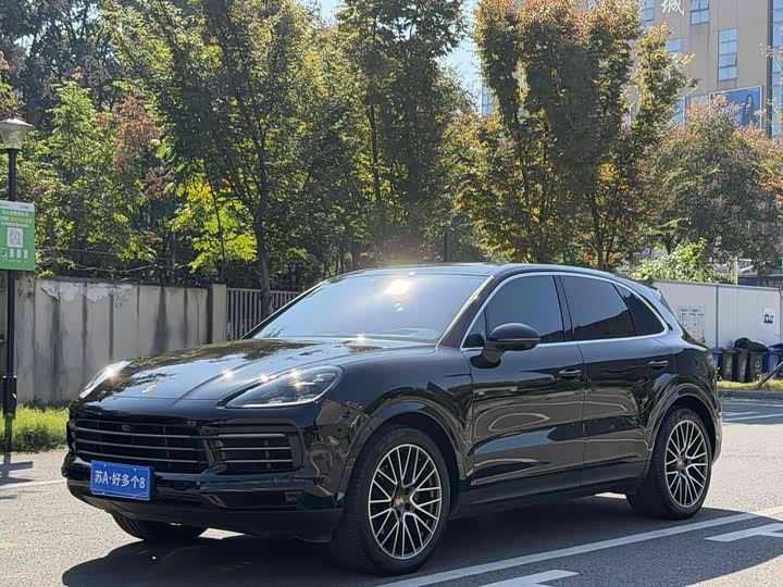 Фото 1 - Porsche Cayenne