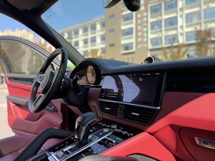 Фото 9 - Porsche Cayenne