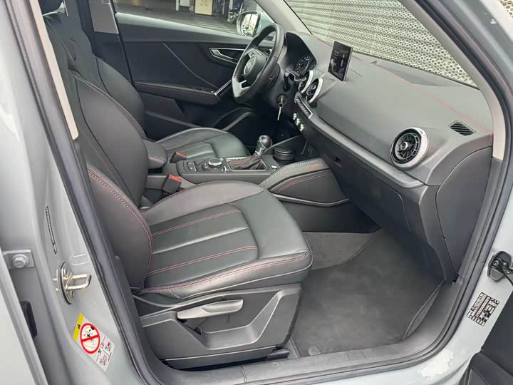 Фото 12 - Audi Q2L