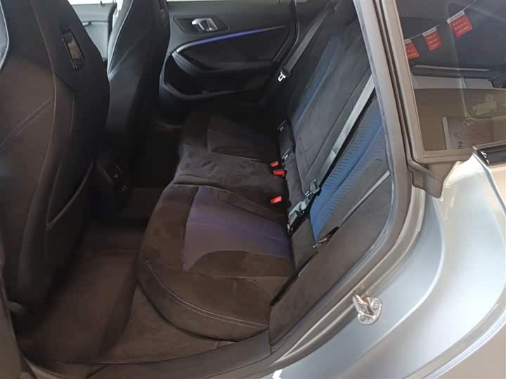 Фото 17 - BMW 2 Series