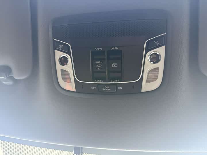 Фото 22 - Honda XR-V