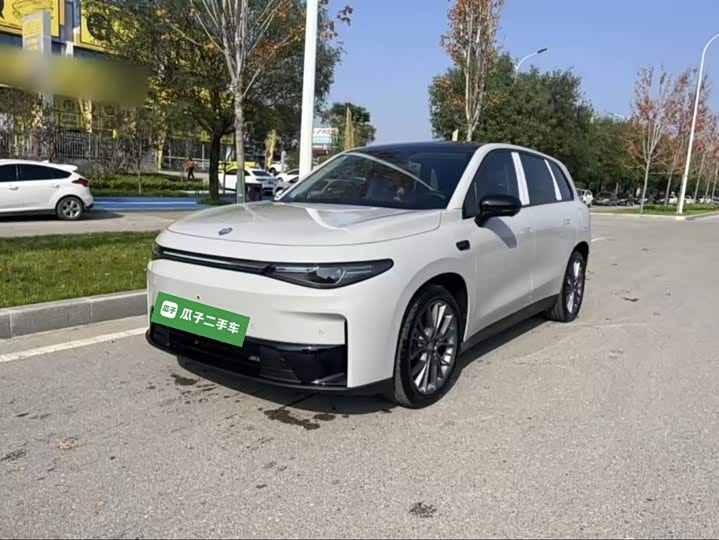 Фото 1 - Leapmotor C10