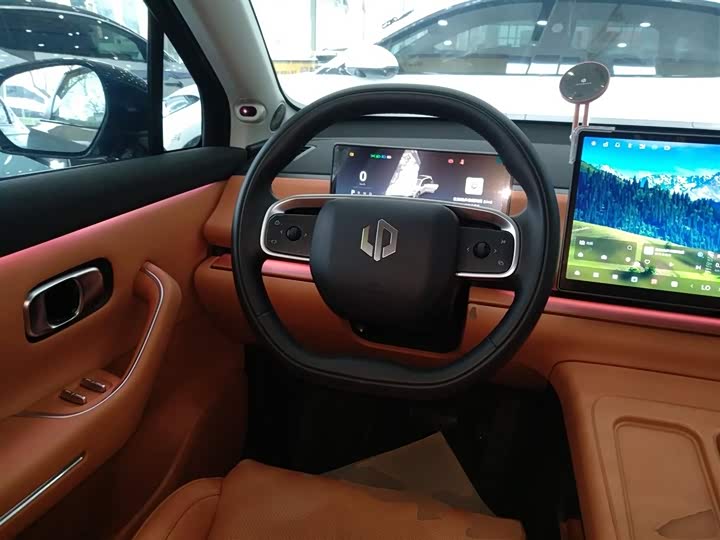 Фото 11 - Leapmotor C10