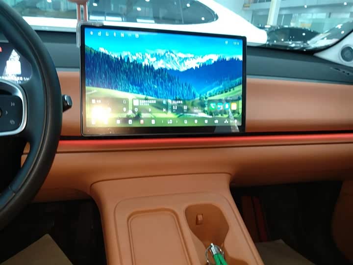 Фото 13 - Leapmotor C10