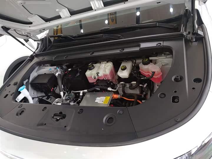 Фото 20 - Leapmotor C10