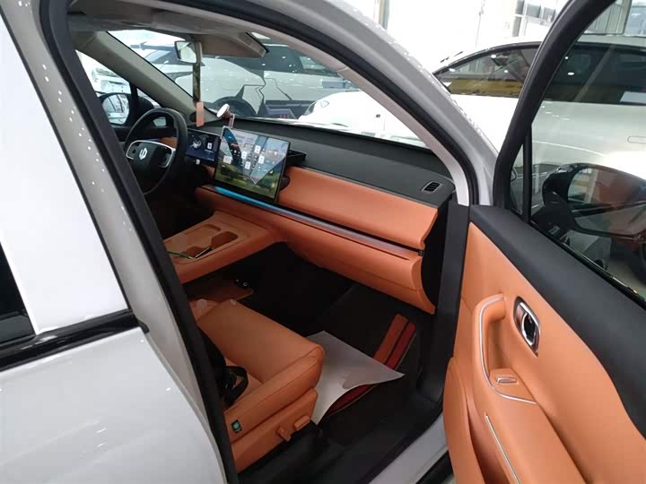 Фото 25 - Leapmotor C10