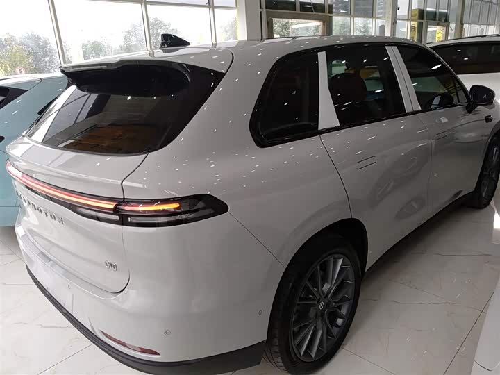 Фото 7 - Leapmotor C10