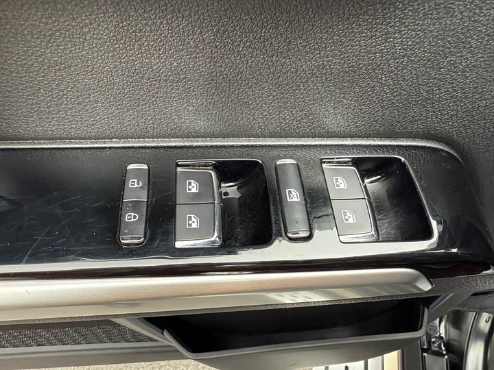 Фото 12 - BAIC Beijing BJ40