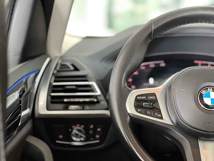 Фото 14 - BMW X3