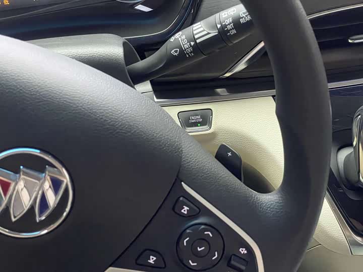 Фото 25 - Buick GL8 ES