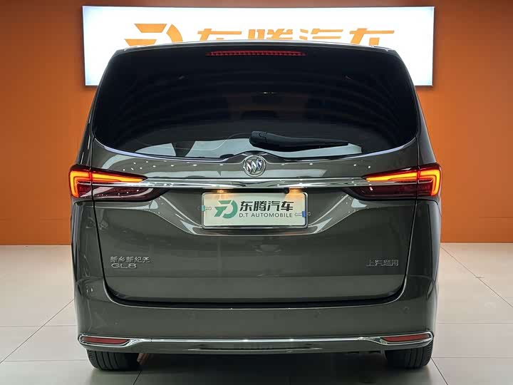 Фото 7 - Buick GL8 ES