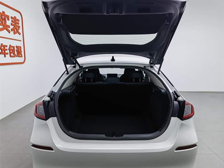 Фото 16 - Honda Civic