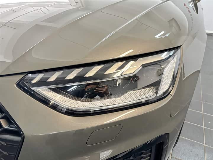 Фото 15 - Audi S4