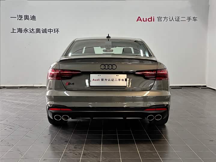 Фото 3 - Audi S4