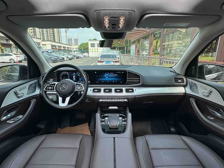 Фото 10 - Mercedes-Benz GLE-Class