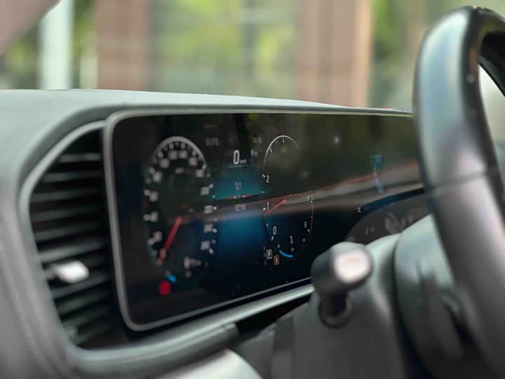 Фото 14 - Mercedes-Benz GLE-Class