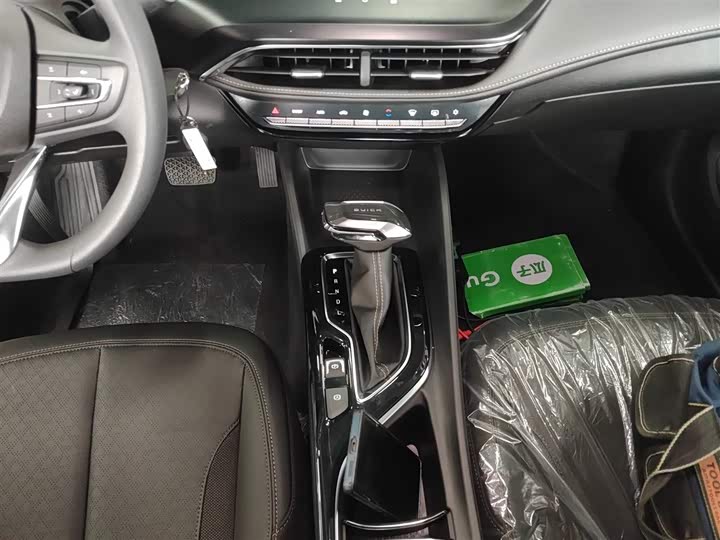 Фото 14 - Buick Verano