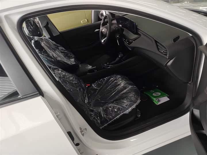 Фото 25 - Buick Verano