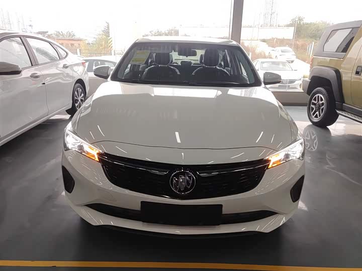 Фото 3 - Buick Verano