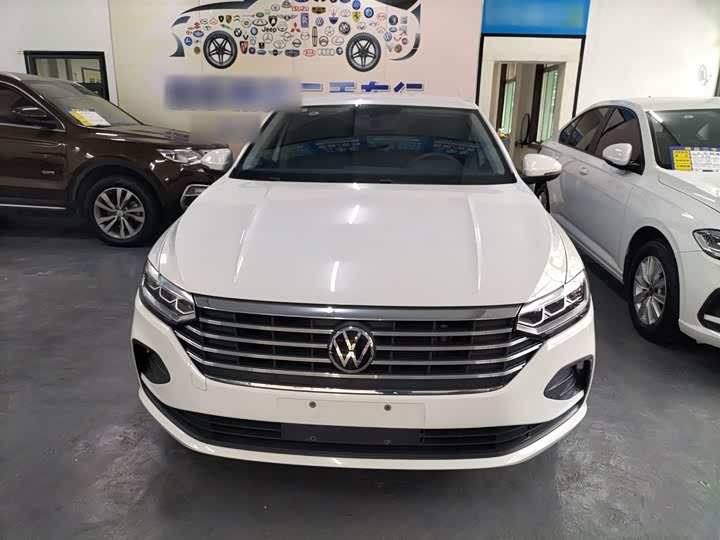 Фото 3 - Volkswagen Lavida